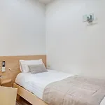 Logis Hotel - Hotel Des Voyageurs Бордо