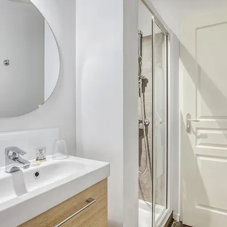 Des Voyageurs Centre Bastide Hotel Bordeaux