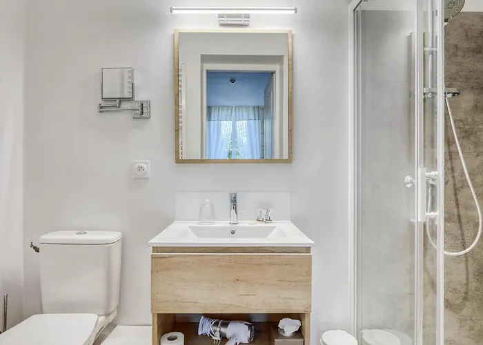 Des Voyageurs Centre Bastide 2*