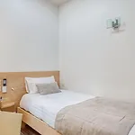 Logis Hotel - Hotel Des Voyageurs ホテル ボルドー