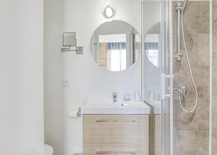 Des Voyageurs Centre Bastide 2*