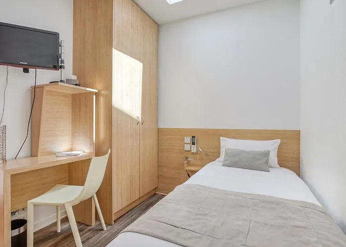 Des Voyageurs Centre Bastide فندق