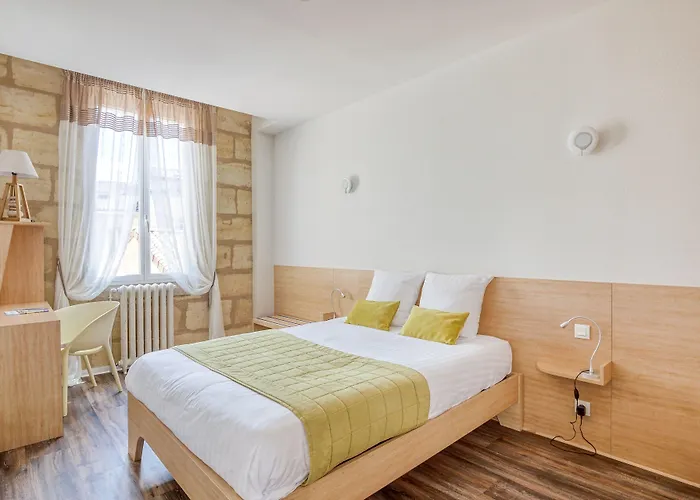 Hôtel des Voyageurs Centre Bastide 2*