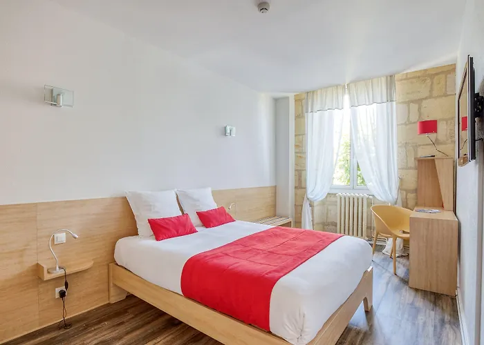 فندق Des Voyageurs Centre Bastide 2*